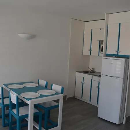 Studio Cabine Climatise Centre Port Cap D'agde, Piscine, Parking, Proche Plages Et Commerces - Fr-1-801-10